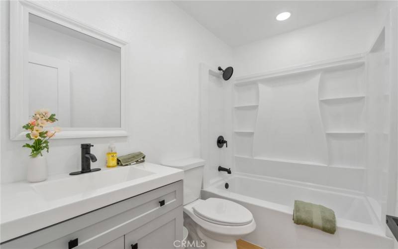 Master Bedroom Restroom