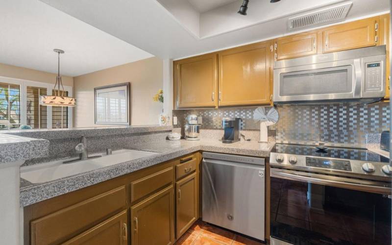 Stainless Appliances in Kitchen