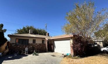 44533 2nd Street E, Lancaster, California 93535, 3 Bedrooms Bedrooms, ,2 BathroomsBathrooms,Residential,Buy,44533 2nd Street E,CV24150062