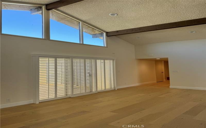 Living Room Vaulted windows