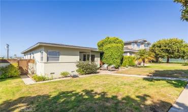 503 N Paulina Avenue, Redondo Beach, California 90277, 3 Bedrooms Bedrooms, ,1 BathroomBathrooms,Residential Lease,Rent,503 N Paulina Avenue,PV24235649