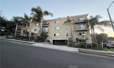 3401 S Bentley Avenue 203, Los Angeles, California 90034, 2 Bedrooms Bedrooms, ,2 BathroomsBathrooms,Residential Lease,Rent,3401 S Bentley Avenue 203,SB24235644