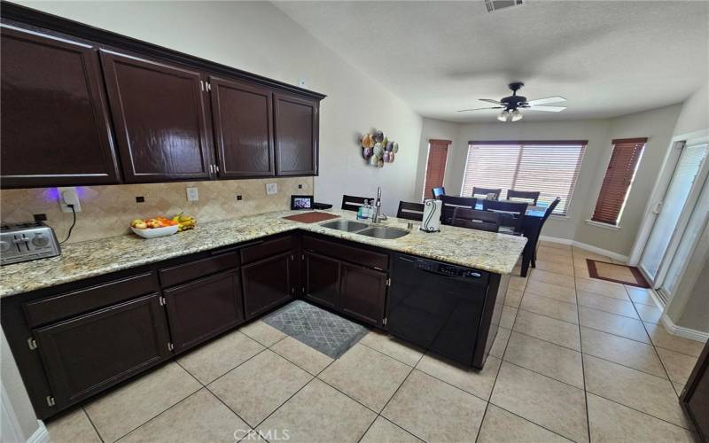 Kitchen & Dining Room