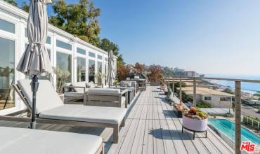 18125 Coastline Drive 1, Malibu, California 90265, 3 Bedrooms Bedrooms, ,3 BathroomsBathrooms,Residential Lease,Rent,18125 Coastline Drive 1,24464643