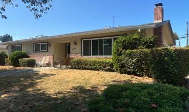 591 Nello Drive 4, Campbell, California 95008, 3 Bedrooms Bedrooms, ,1 BathroomBathrooms,Residential Lease,Rent,591 Nello Drive 4,ML81986882