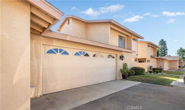 1000 Olive Drive 40, Bakersfield, California 93308, 2 Bedrooms Bedrooms, ,2 BathroomsBathrooms,Residential,Buy,1000 Olive Drive 40,PI24235875