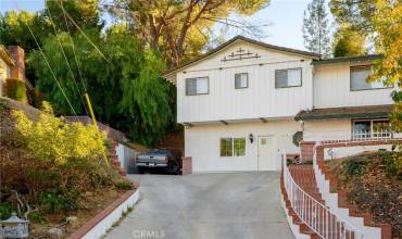 10458 Ditson Street, Sunland, California 91040, 2 Bedrooms Bedrooms, ,2 BathroomsBathrooms,Residential Lease,Rent,10458 Ditson Street,GD24235891