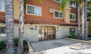 3220 Altura Avenue 133, Glendale, California 91214, 1 Bedroom Bedrooms, ,1 BathroomBathrooms,Residential Lease,Rent,3220 Altura Avenue 133,GD24235912