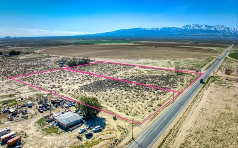 Adjacent lot to the south is also for sale