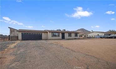 15856 Winnebago Rd, Apple Valley, California 92307, 3 Bedrooms Bedrooms, ,1 BathroomBathrooms,Residential,Buy,15856 Winnebago Rd,CV24230008