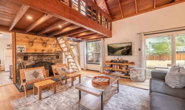 300 Shakespeare Lane, Big Bear City, California 92314, 2 Bedrooms Bedrooms, ,1 BathroomBathrooms,Residential,Buy,300 Shakespeare Lane,EV24112300