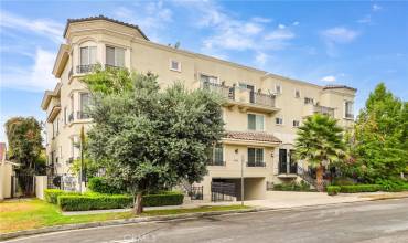 3501 Tilden Avenue 8, Los Angeles, California 90034, 3 Bedrooms Bedrooms, ,3 BathroomsBathrooms,Residential Lease,Rent,3501 Tilden Avenue 8,OC24235759