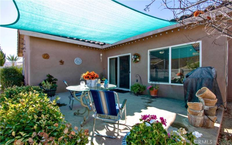 Patio With Shade Cover