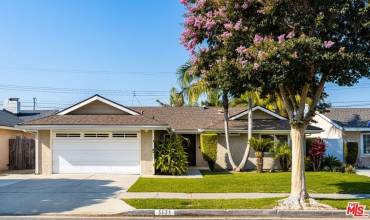 5631 Mangrum Drive, Huntington Beach, California 92649, 3 Bedrooms Bedrooms, ,2 BathroomsBathrooms,Residential Lease,Rent,5631 Mangrum Drive,24464799