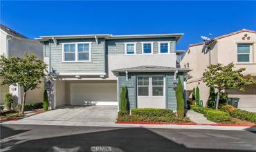 946 Sunlit Lane, Costa Mesa, California 92626, 4 Bedrooms Bedrooms, ,3 BathroomsBathrooms,Residential Lease,Rent,946 Sunlit Lane,OC24234256