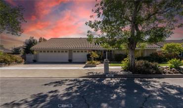 872 W Aster Street, Upland, California 91786, 4 Bedrooms Bedrooms, ,2 BathroomsBathrooms,Residential,Buy,872 W Aster Street,CV24235636