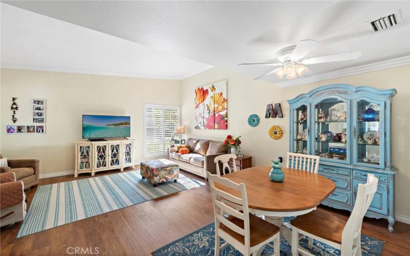 Large inviting living room with smooth vaulted ceilings