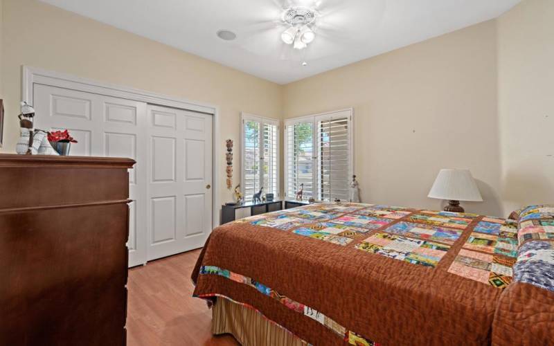 Guest bedroom showing closet