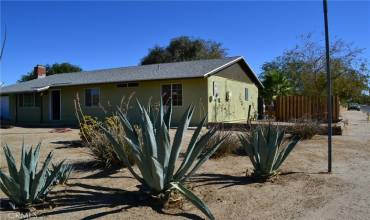 40908 Fieldspring Street, Lancaster, California 93535, 4 Bedrooms Bedrooms, ,2 BathroomsBathrooms,Residential Lease,Rent,40908 Fieldspring Street,SR24236573