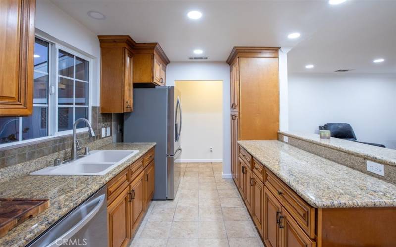 Kitchen open to Livingroom