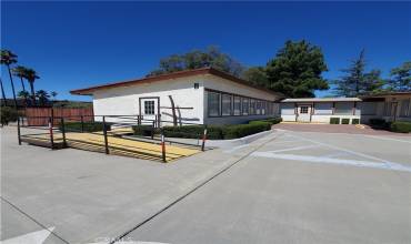 635 Viele Avenue B, Beaumont, California 92223, ,Commercial Lease,Rent,635 Viele Avenue B,IG24237200