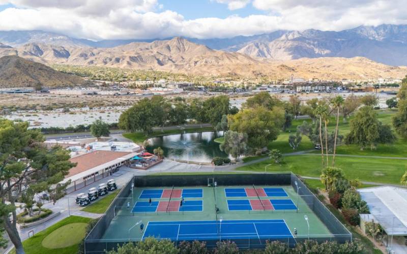 Tennis & Pickleball Courts