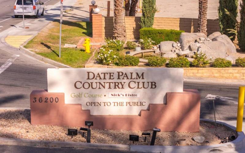 Welcome to Date Palm Country Club