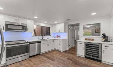 1655 S Beverly Drive A, Palm Springs, California 92264, 2 Bedrooms Bedrooms, ,2 BathroomsBathrooms,Residential,Buy,1655 S Beverly Drive A,PW24234593