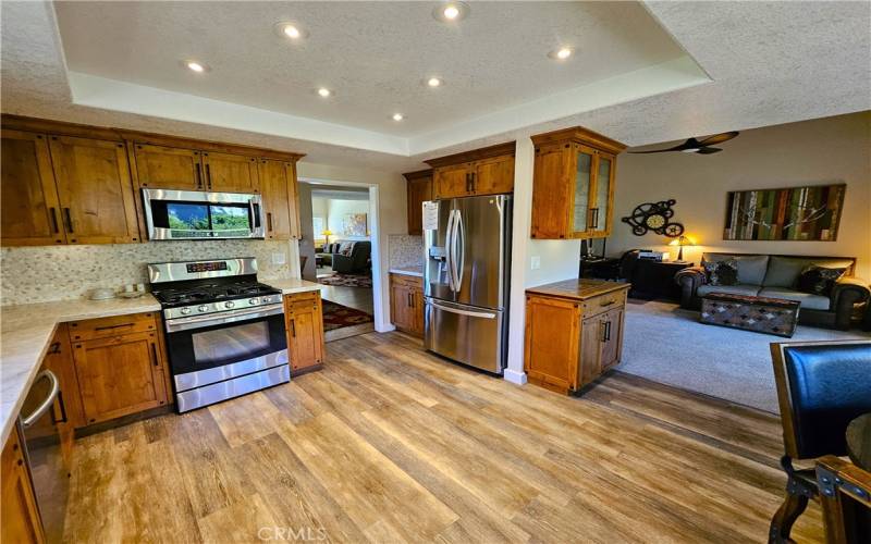 kitchen looking family room