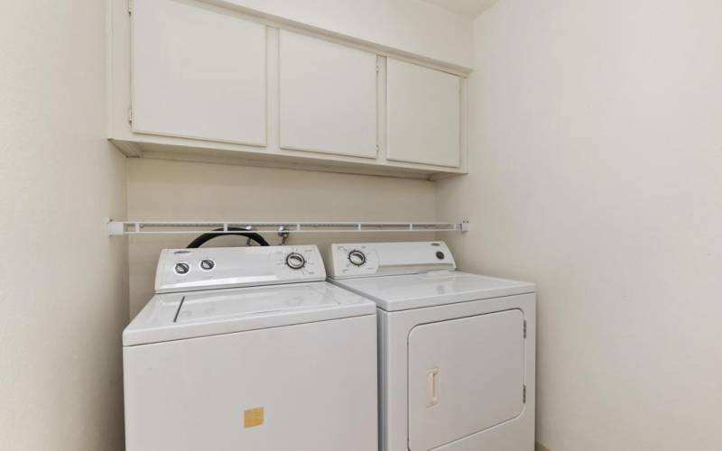 019_Laundry room