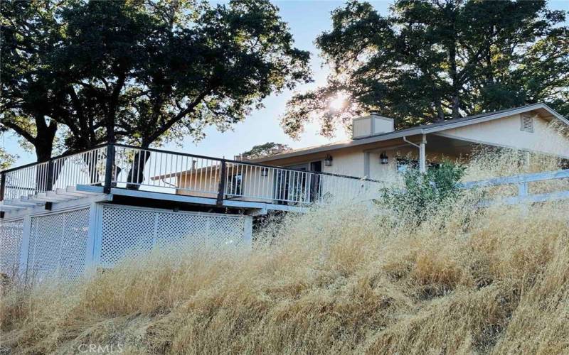 Large deck to enjoy the views.