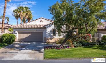 25 S Racquet Club Drive, Rancho Mirage, California 92270, 3 Bedrooms Bedrooms, ,3 BathroomsBathrooms,Residential,Buy,25 S Racquet Club Drive,24465607