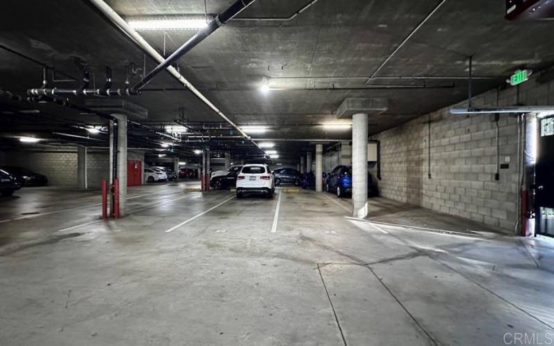 Tandem Parking for 2 vehicles