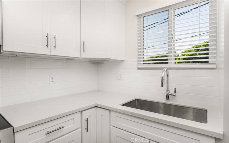 Large farmhouse sink