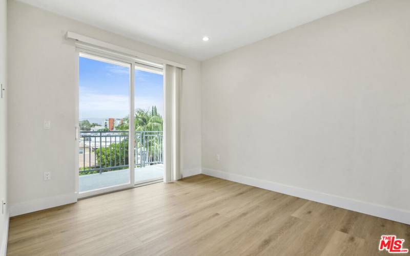 Bedroom 2 with balcony