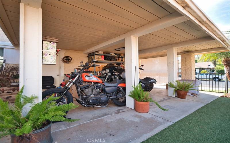 Car Port/Front Patio