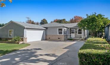 6838 Balcom Avenue, Reseda, California 91335, 2 Bedrooms Bedrooms, ,1 BathroomBathrooms,Residential,Buy,6838 Balcom Avenue,SR24232197