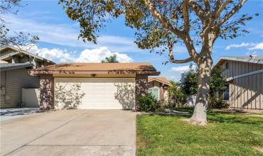 15658 Paine Street, Fontana, California 92337, 2 Bedrooms Bedrooms, ,1 BathroomBathrooms,Residential,Buy,15658 Paine Street,CV24234811