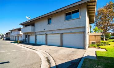 1207 N Kraemer Boulevard 4, Placentia, California 92870, 2 Bedrooms Bedrooms, ,1 BathroomBathrooms,Residential,Buy,1207 N Kraemer Boulevard 4,PW24236796