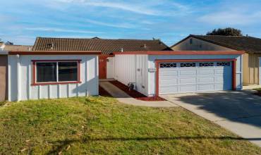 733 Alvarado Drive, Salinas, California 93907, 2 Bedrooms Bedrooms, ,2 BathroomsBathrooms,Residential,Buy,733 Alvarado Drive,ML81987175