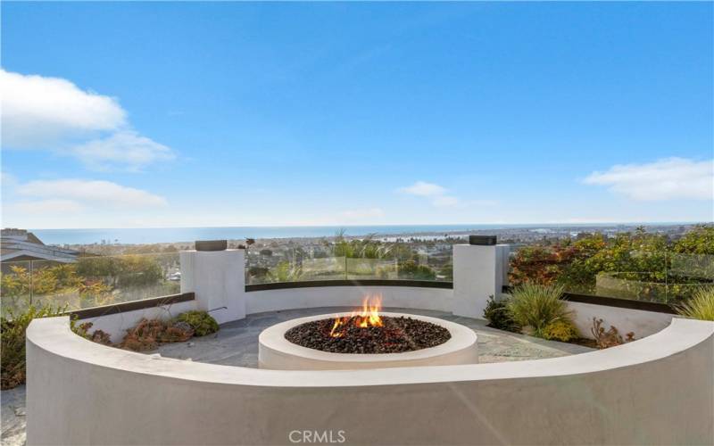 Back patio with gas fire pit