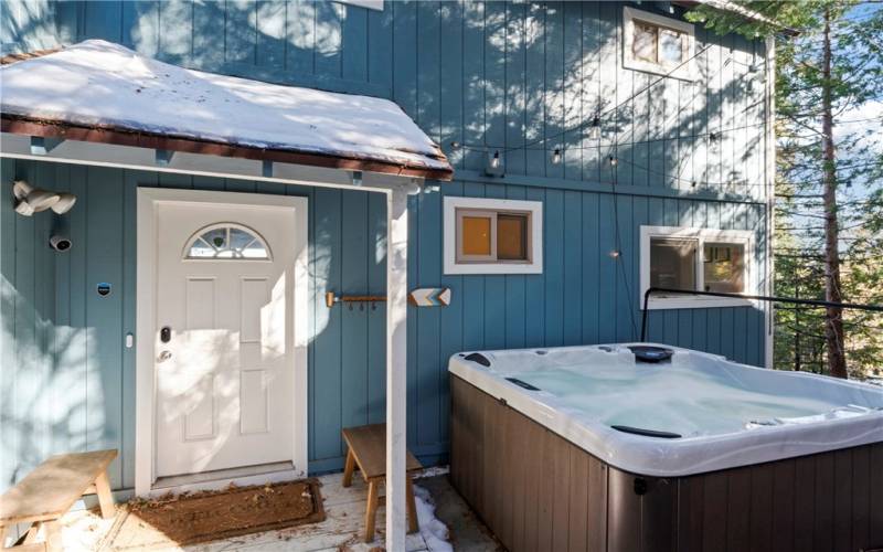 Hot tub at the back porch