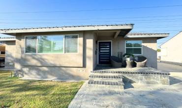 6053 Turnergrove Drive, Lakewood, California 90713, 4 Bedrooms Bedrooms, ,3 BathroomsBathrooms,Residential,Buy,6053 Turnergrove Drive,SB24148690