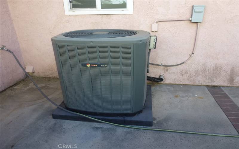 AC condenser