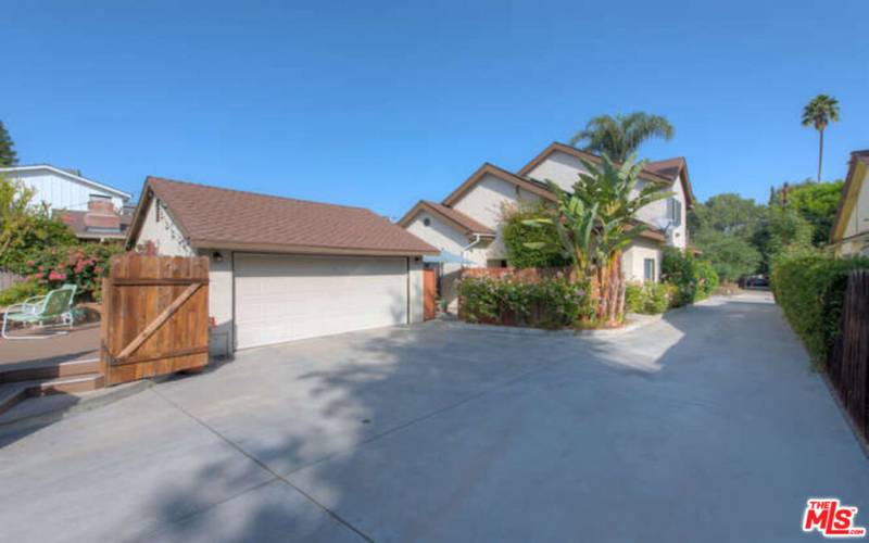 2 car garage and driveway