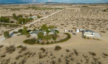 33895 Sunset Road, Lucerne Valley, California 92356, 5 Bedrooms Bedrooms, ,3 BathroomsBathrooms,Residential,Buy,33895 Sunset Road,HD24238154