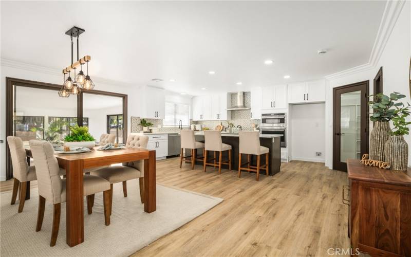 Spacious Chef's Kitchen and Dining Room