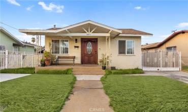 4311 E 54th Street, Maywood, California 90270, 3 Bedrooms Bedrooms, ,2 BathroomsBathrooms,Residential,Buy,4311 E 54th Street,SR24214332