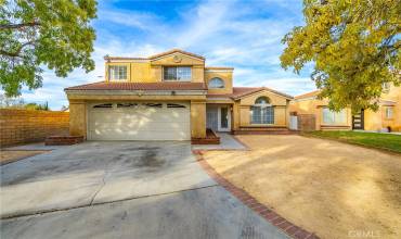 1001 Langhorn Street, Lancaster, California 93535, 4 Bedrooms Bedrooms, ,3 BathroomsBathrooms,Residential,Buy,1001 Langhorn Street,SR24238733