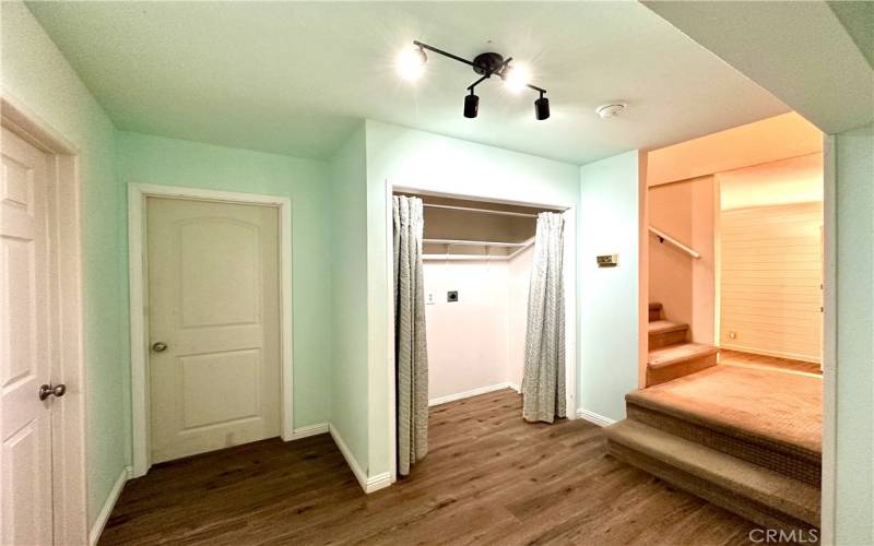 Bedroom Walkway/ Stairs